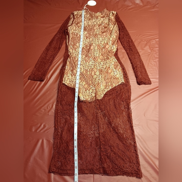 Luxxel Maroon Sheer Embroidered Floral Bodycon Dress w/Nude Bodysuit szS N.W.T. - Picture 4 of 8